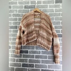 Free People Tan Peach and cream cropped open front cardigan sweater size Medium